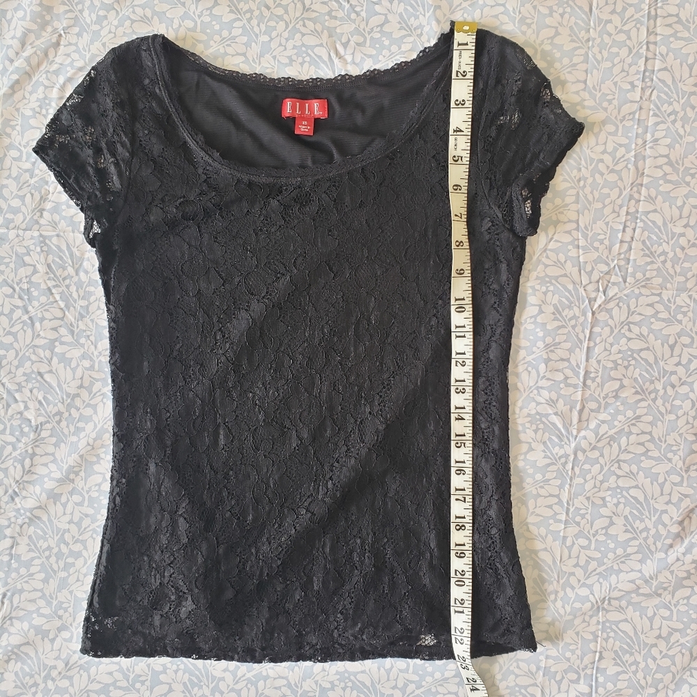 Elle Black Lace top XS blouse short sleeve Wide round neck